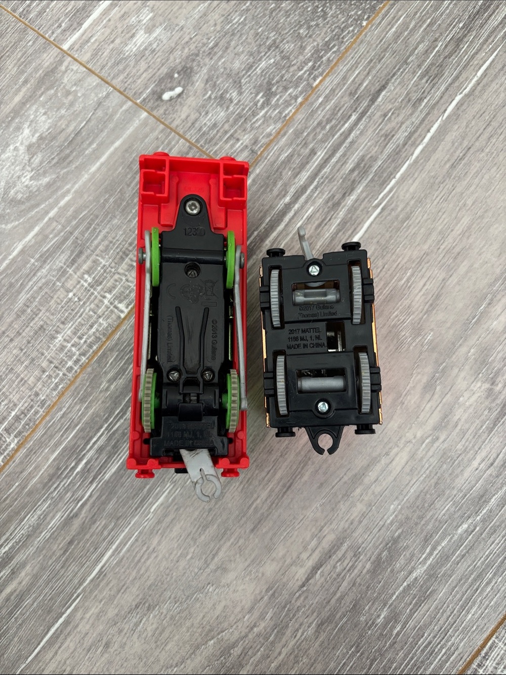 Metallic Motorized Trackmaster Percy and Tender - Thomas & Friends WORKS! - Picture 7 of 12